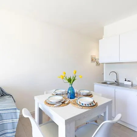 Apartment Mediterranean Blue - Piscina & Patio Privato